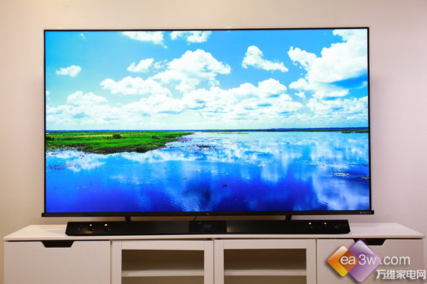 ИI(y)׿QLED+IMAX+pҕTCL C10u(png)yw(yn)ʶ